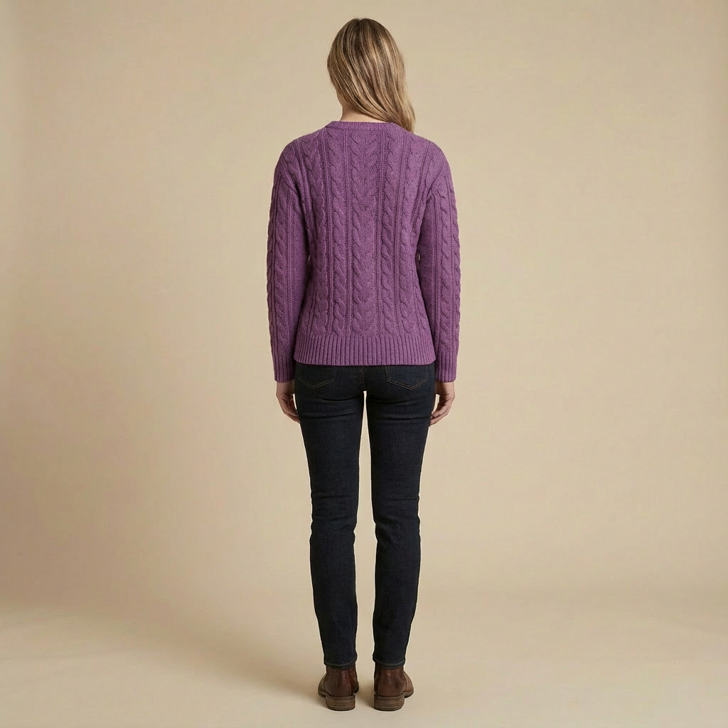 Clara – Sweter o Splocie Warkoczowym